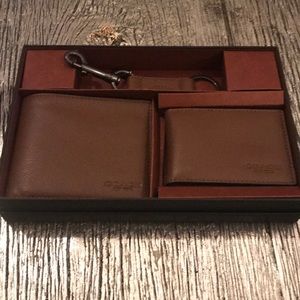 Coach Men’s compact ID Wallet gift boxed set